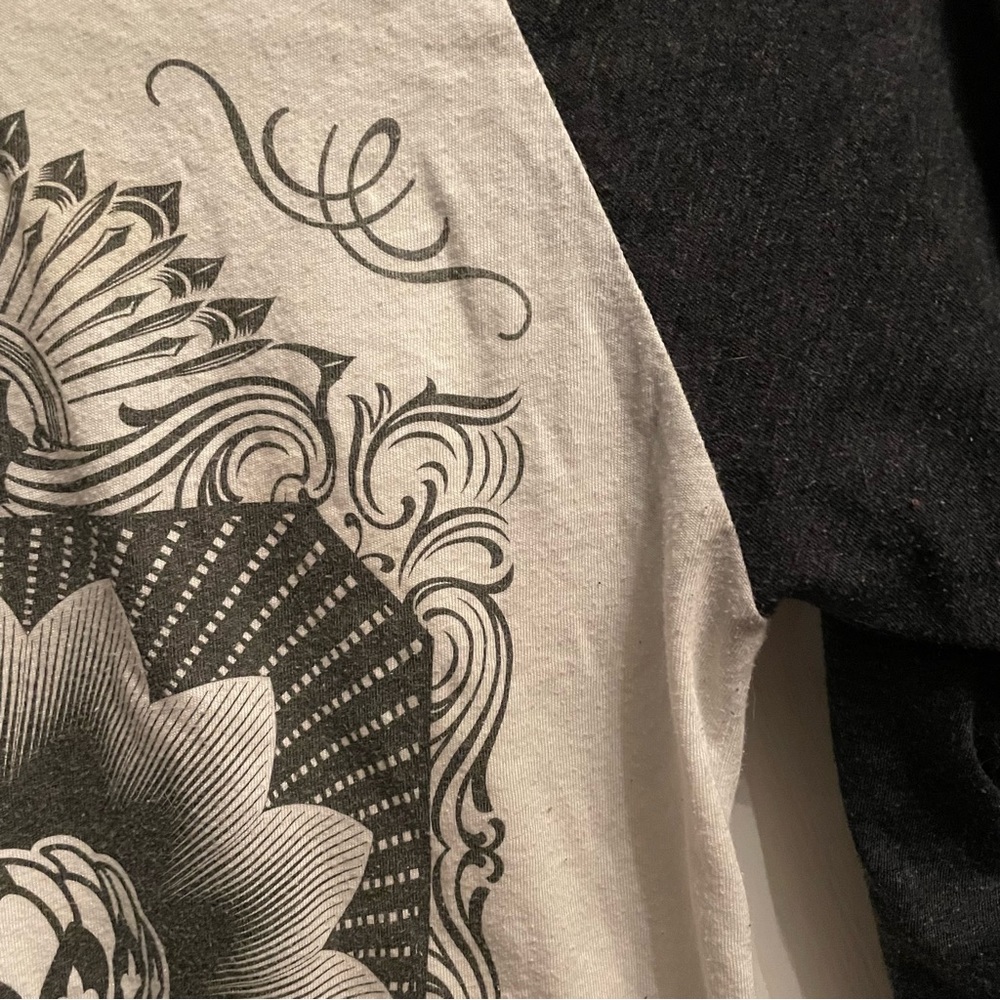 Obey Raglan Tee - Picture 3 of 5